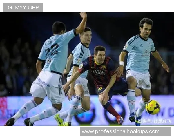 杭州足球队在最新状态排行榜中荣登第七名展现出强劲实力与潜力 杭州足球队在最新状态排行榜中荣登第七名展现出强劲实力与潜力