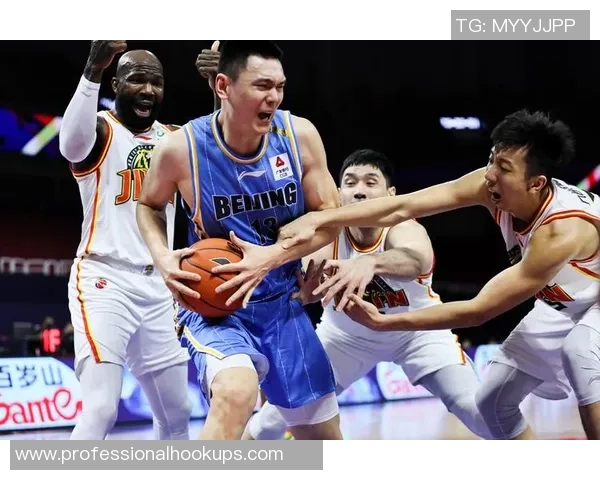 西安篮球队包夹战术解析与球队表现的深度剖析