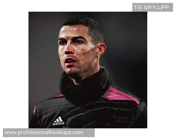 足球明星霸气头像男士图片展示展现运动魅力与个性风采 足球明星霸气头像男士图片展示展现运动魅力与个性风采