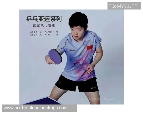 重庆足球队的成长之路:从默默无闻到璀璨辉煌的奋斗历程 重庆足球队的成长之路:从默默无闻到璀璨辉煌的奋斗历程